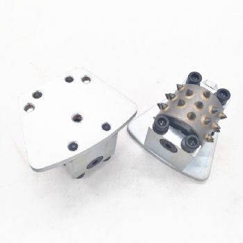 Trapezoid diamond bush hammered rollers 