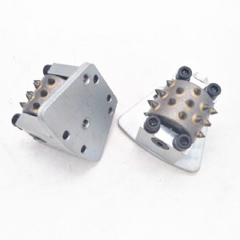 Trapezoid diamond bush hammered rollers 